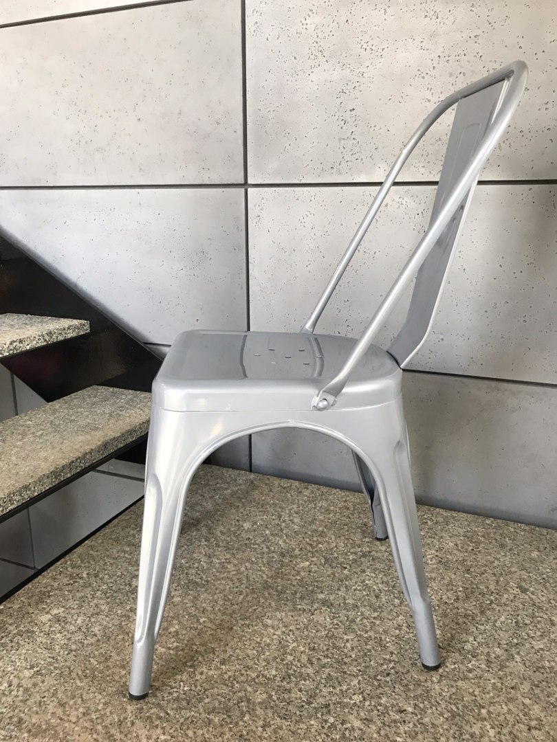 Krzesło metalowe loft CORSICA LIGHT GREY - II GATUNEK Krzesło metalowe loft CORSICA LIGHT GREY - II GATUNEK