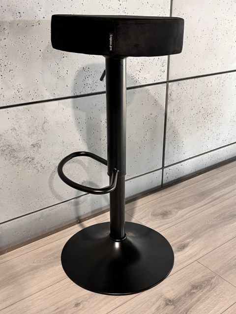 Krzesło barowe SMILE BAR BLACK VELVET hoker Krzesło barowe SMILE BAR BLACK VELVET hoker
