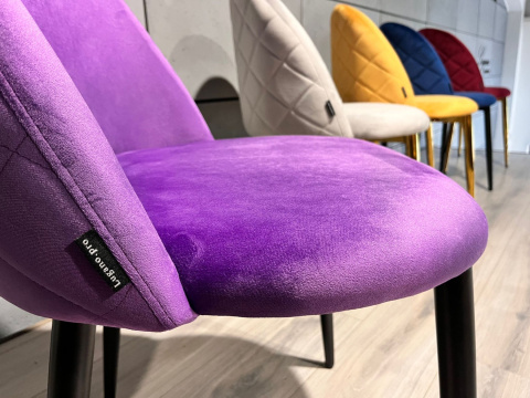 Krzesło tapicerowane GLORIA PURPLE VELVET Krzesło tapicerowane GLORIA PURPLE VELVET
