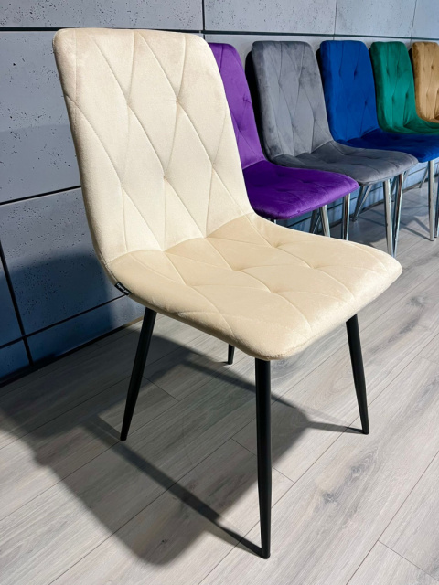 Krzesło tapicerowane BORGO VELVET BEIGE Krzesło tapicerowane BORGO VELVET BEIGE