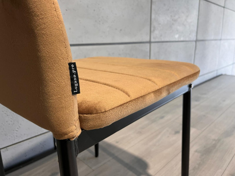 Krzesło tapicerowane VALVA LINE VELVET TRUFLE OUTLET Krzesło tapicerowane VALVA LINE VELVET TRUFLE OUTLET