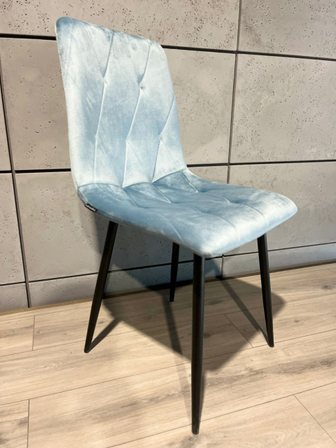 Krzesło tapicerowane BORGO VELVET LIGHT BLUE II GATUNEK Krzesło tapicerowane BORGO VELVET LIGHT BLUE II GATUNEK