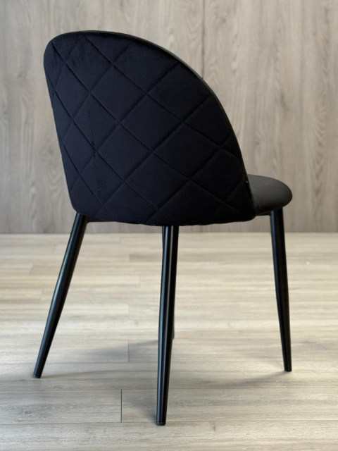 Krzesło tapicerowane GLORIA BLACK VELVET Krzesło tapicerowane GLORIA BLACK VELVET