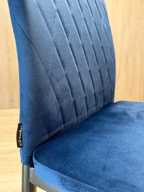 Krzesło tapicerowane zestaw 4x VALVA CARO VELVET BLUE Krzesło tapicerowane zestaw 4x VALVA CARO VELVET BLUE