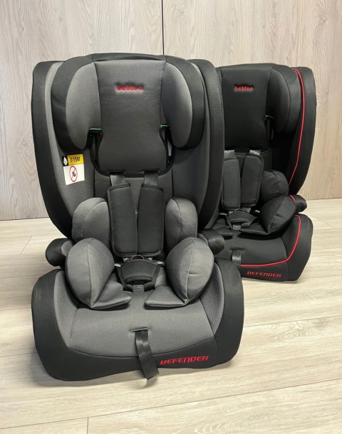 Fotelik samochodowy Bebico DEFENDER GREY i-Size 76-150 cm wzrostu (9-36kg) Fotelik samochodowy Bebico DEFENDER GREY i-Size 76-150 cm wzrostu (9-36kg)