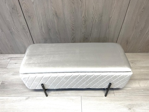 PUFA kufer Lugano LUZZI DIAMOND GREY VELVET 95 II GATUNEK PUFA kufer Lugano LUZZI DIAMOND GREY VELVET 95 II GATUNEK