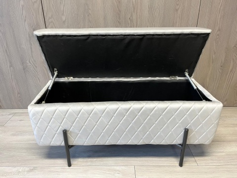 PUFA kufer Lugano LUZZI DIAMOND GREY VELVET 95 II GATUNEK PUFA kufer Lugano LUZZI DIAMOND GREY VELVET 95 II GATUNEK