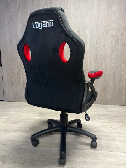 .Fotel obrotowy do biurka CARRERA M ALCANTARA BLACK + RED