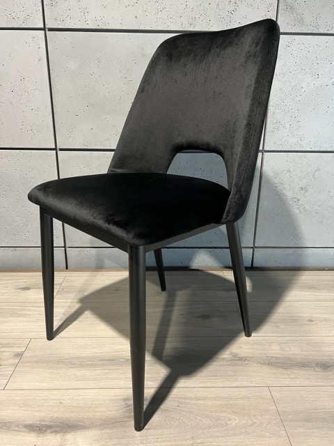 Krzesło tapicerowane GOTI BLACK VELVET II GATUNEK