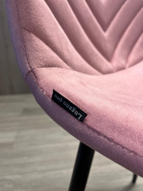 Krzesło tapicerowane TRIO VELVET PINK