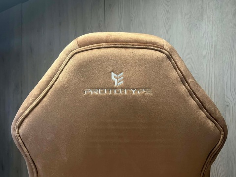 Fotel obrotowy do biurka SPIDER BROWN ALCANTARA