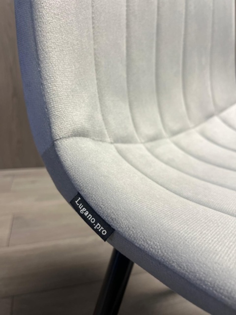 Krzesło tapicerowane AURORA VELVET LIGHT GREY II GATUNEK
