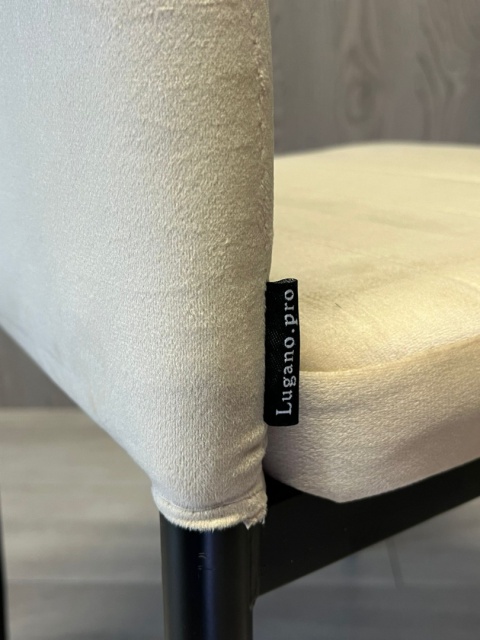Krzesło tapicerowane VALVA LINE VELVET BEIGE OUTLET
