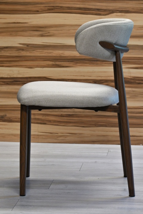 Krzesło tapicerowane LUCCA GREY FABRIC WALNUT WOOD
